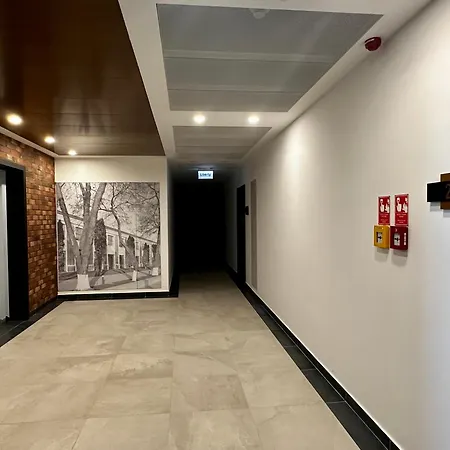 Bel Dom, A Spacious New 2 & Parking Apartment