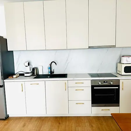 Bel Dom, A Spacious New 2 & Parking Apartment Cluj-Napoca